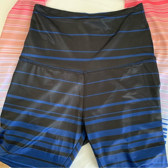 Beyond Yoga Lux Striped Ombre High-Waist Legging XS - Picture 10 of 12